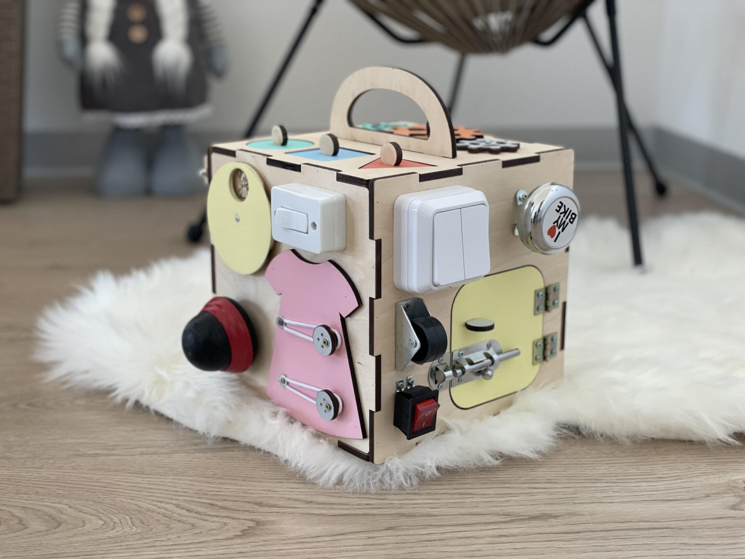 Бізікуб 25 см