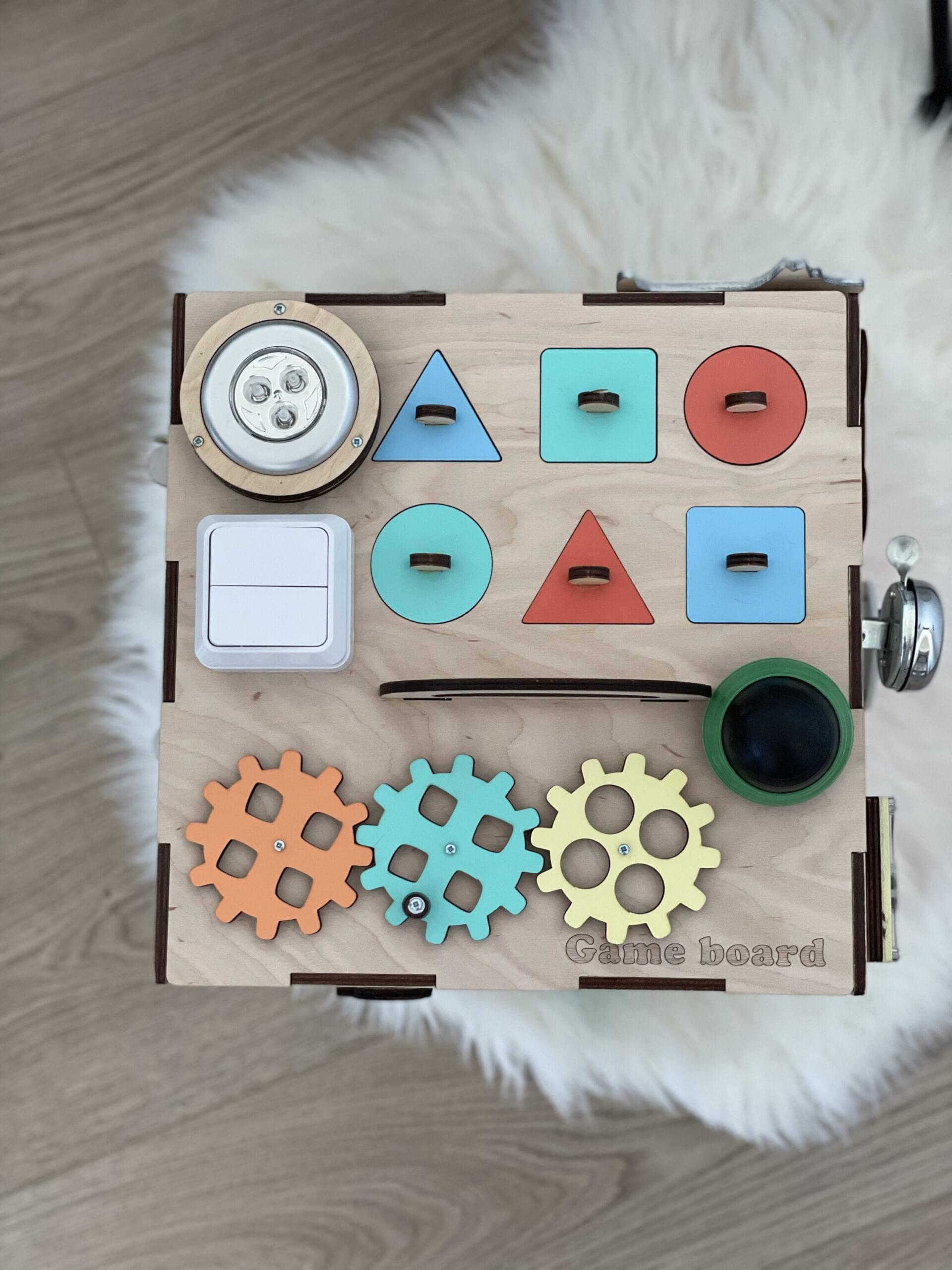 Бізікуб 30 см